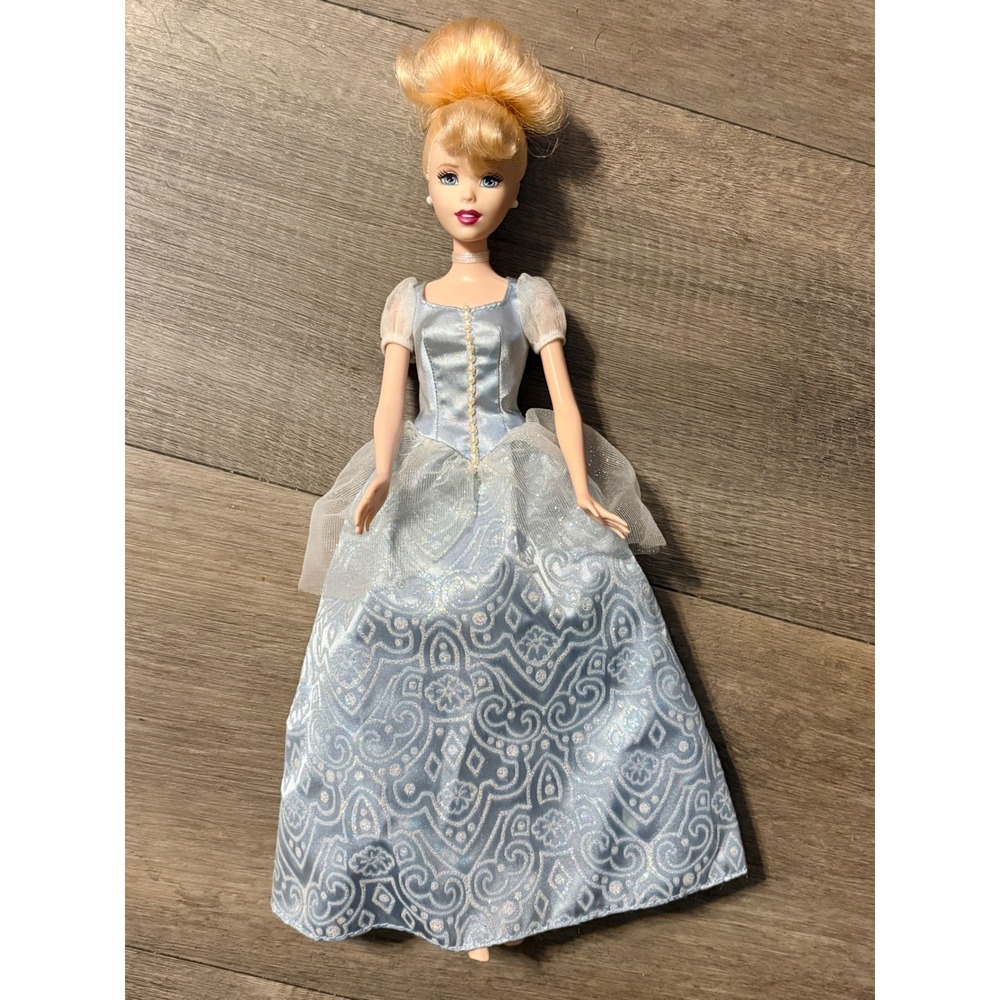 Disney Princess Cinderella Doll Mattel 1999 Blue Gown Silver Filigree Vintage